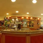 Zabotto Hotell