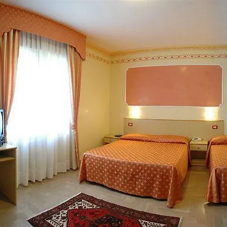 Zabotto 3*